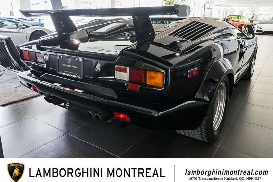 30 Jahre alter Countach im Neuzustand!