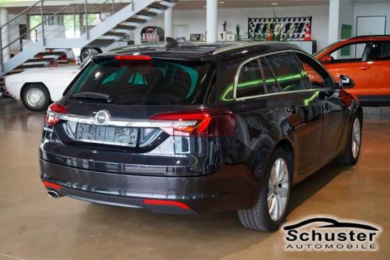 Junger Insignia Kombi für gut 10.000 Euro