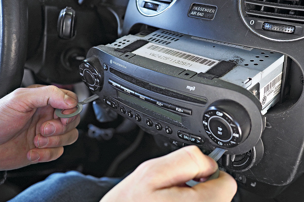 Autoradio Tausch VW Eos Einbauanleitung – Autoradio Einbau Tipps Infos  Hilfe zur Autoradio Installation