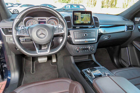 AMG-Siebensitzer mit 585 PS für 67.000 Euro