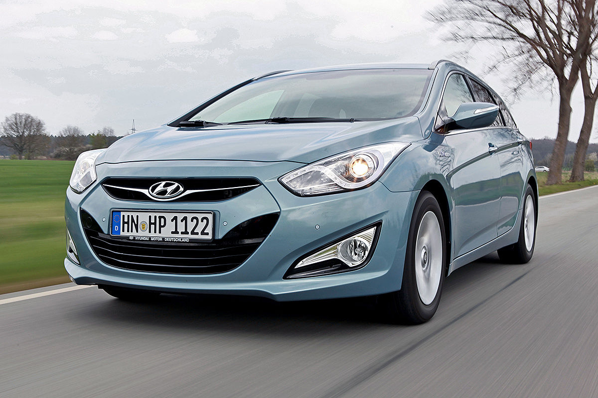 Hyundai i40 Kombi blue 1.7 CRDI Style