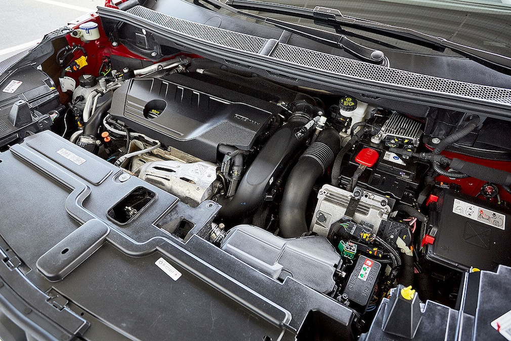 Opel Grandland X Hybrid4