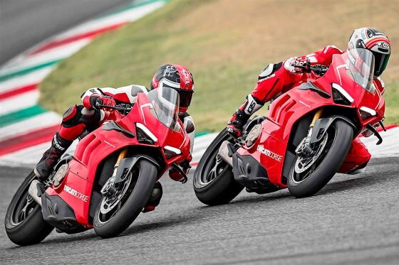 Ducati Panigale V4 R: Lego Technic