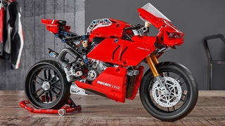 Ducati Panigale V4 R: Lego Technic