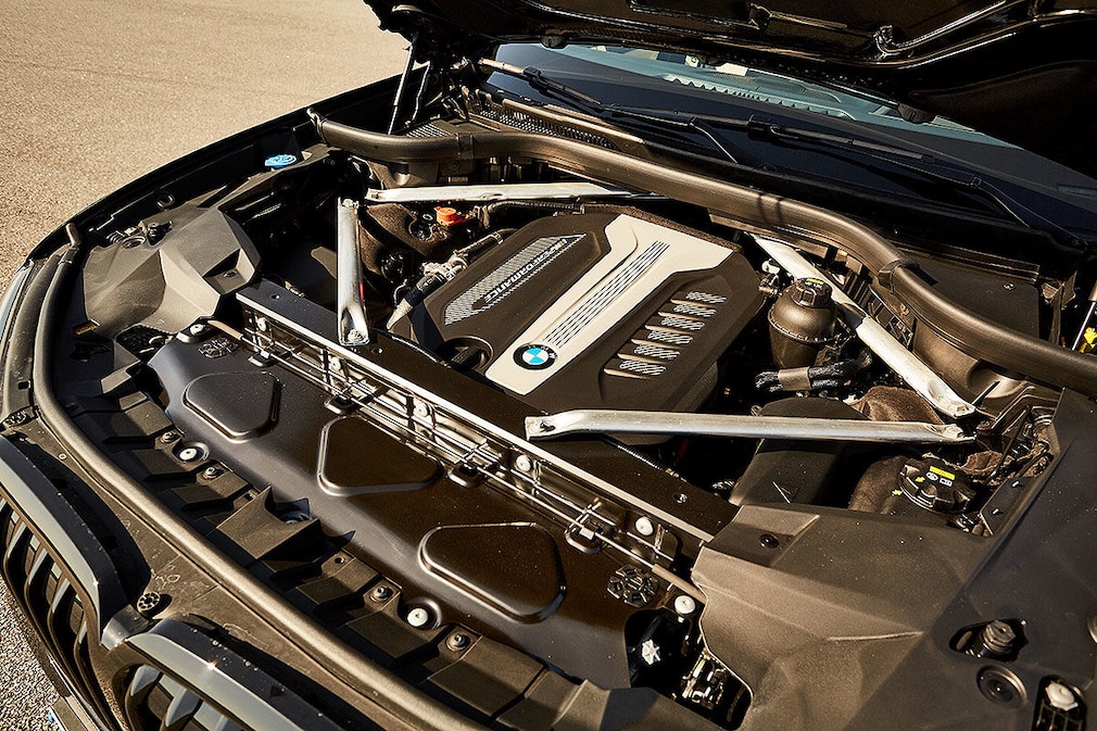 BMW X7 M50d