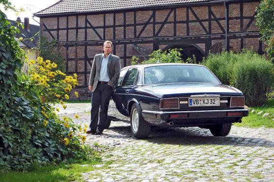 Jaguar XJ40