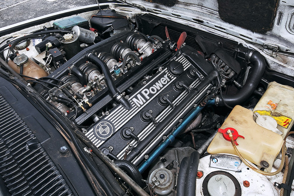 BMW 745i