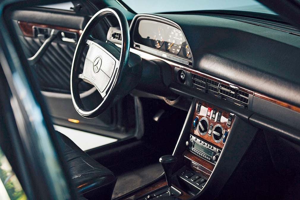 1990 Mercedes 560 TEL Estate by CARO