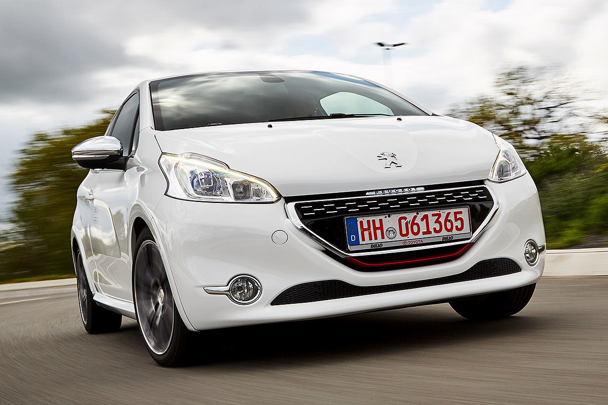 Gebrauchtwagen Test Peugeot 208 Gti Bilder Autobild De