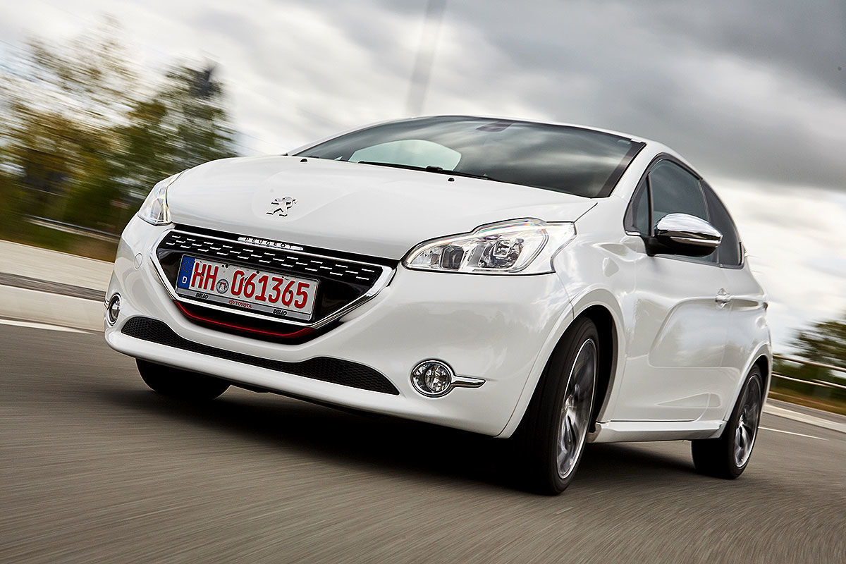 Gebrauchtwagen Test Peugeot 208 Gti Bilder Autobild De