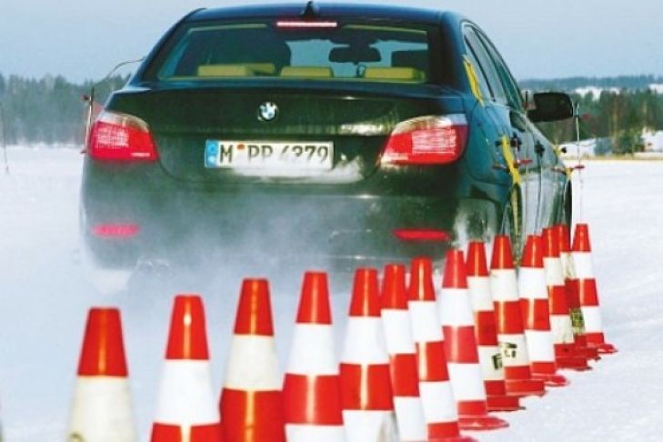 Zehn Winterreifen (225/55 R 16) im Test