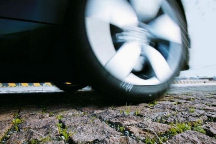 Zehn Winterreifen (225/55 R 16) im Test