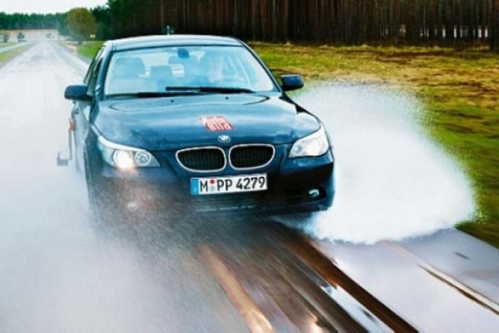 Zehn Winterreifen (225/55 R 16) im Test