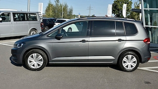 VW Touran 1.6 TDI BMT Trendline: Jahreswagen