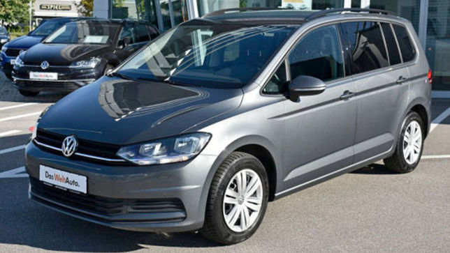 Jahreswagen Vw Touran Platz Fur Die Ganze Familie Autobild De