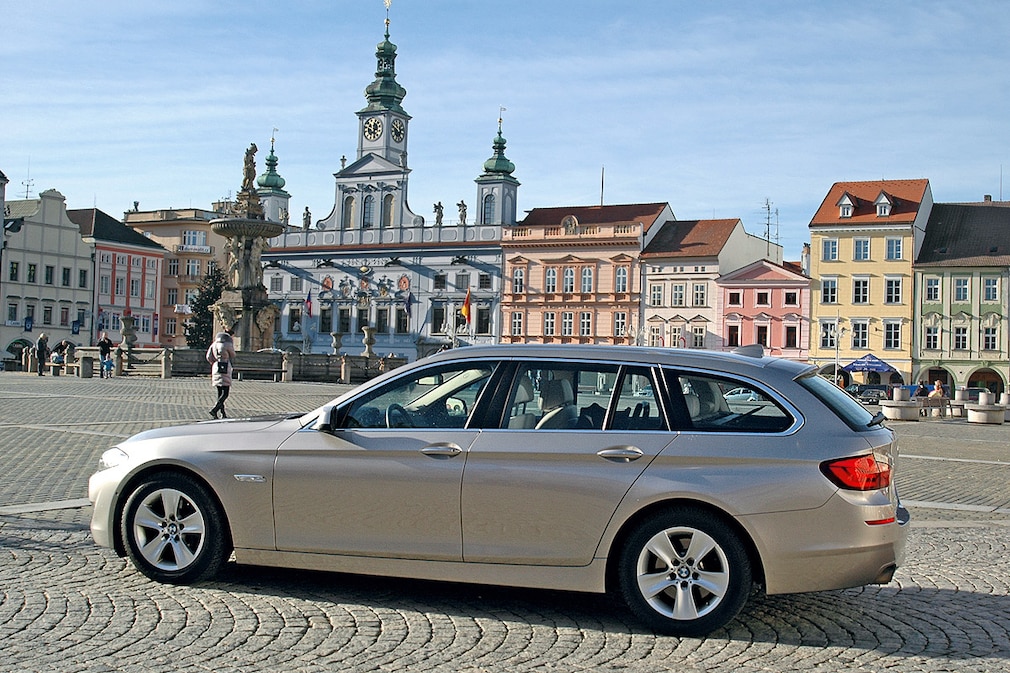 BMW 528i Touring