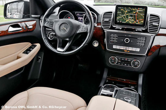 Luxus-SUV mit V8 zum günstigen Preis
