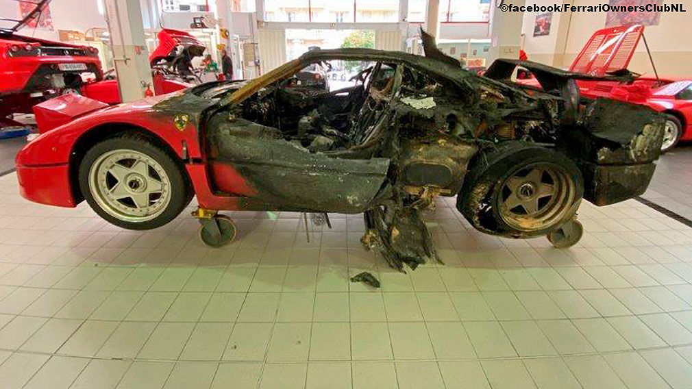 Ferrari F40: Feuer, Neuaufbau Ferrari F40: Feuer, Neuaufbau