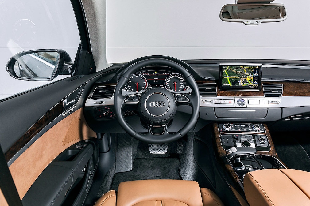 Audi A8 3.0 TFSI