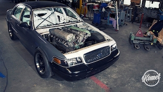 Ford Crown Victoria Meteor Interceptor: V12, Panzermotor, Schweden