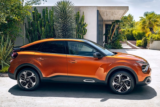 Den neuen Citroen C4 gibt es als Verbrenner und Elektroauto