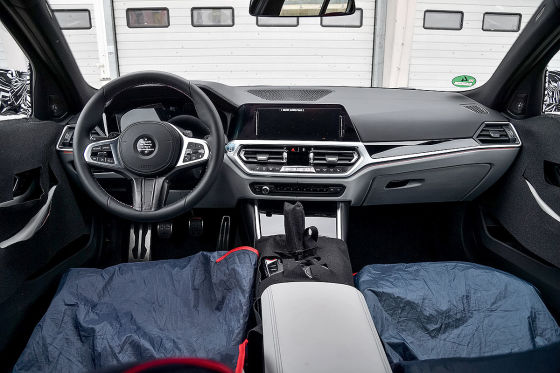 Neu und gierig: Erste Testahrt im neuen M4