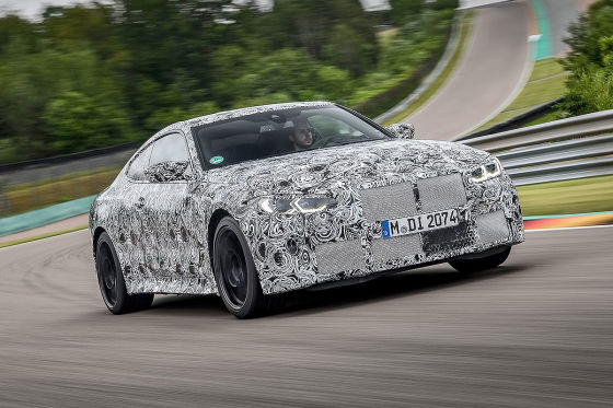 Neu und gierig: Erste Testahrt im neuen M4
