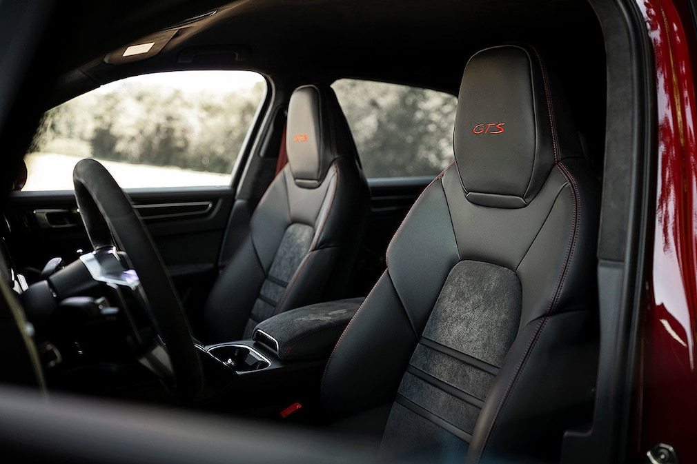 Porsche Cayenne GTS