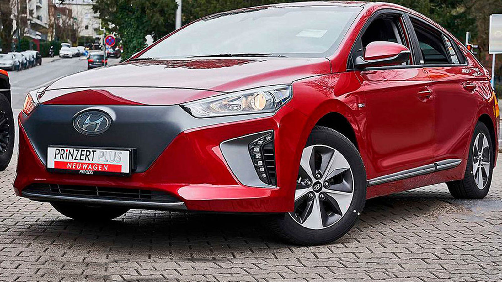 Hyundai Ioniq Elektro (2020): Reichweite - Preis - AUTO BILD