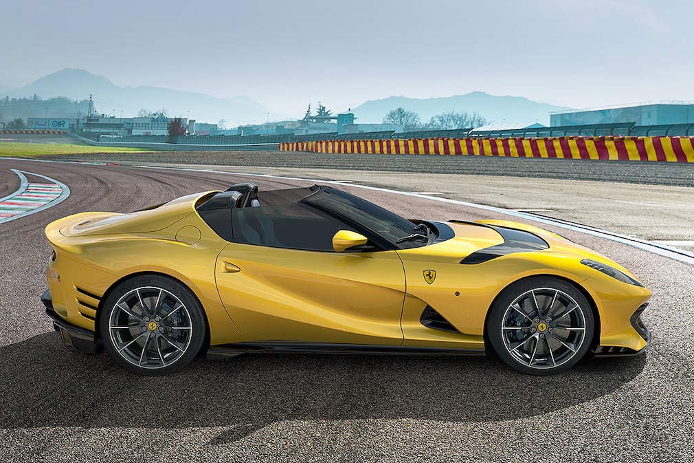 Ferrari 812 Competizione Ferrari 812 Competizione