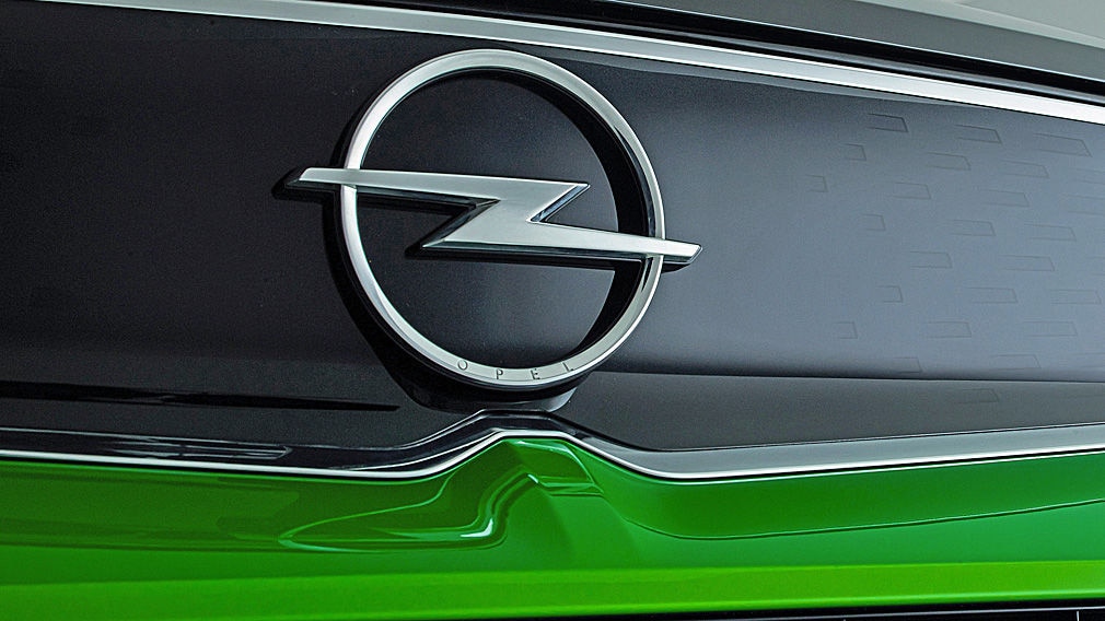 Schwarzer Kühlergrill ohne Logo Opel Insignia OPC 2008 2009 2010