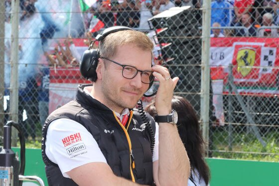 McLaren obenauf, Ferrari am Boden