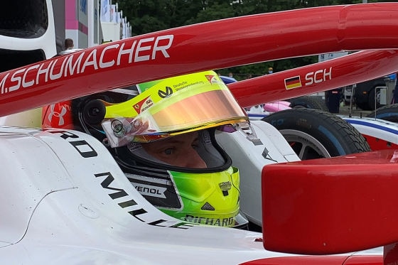 Schumacher sieht Shwartz(mann)