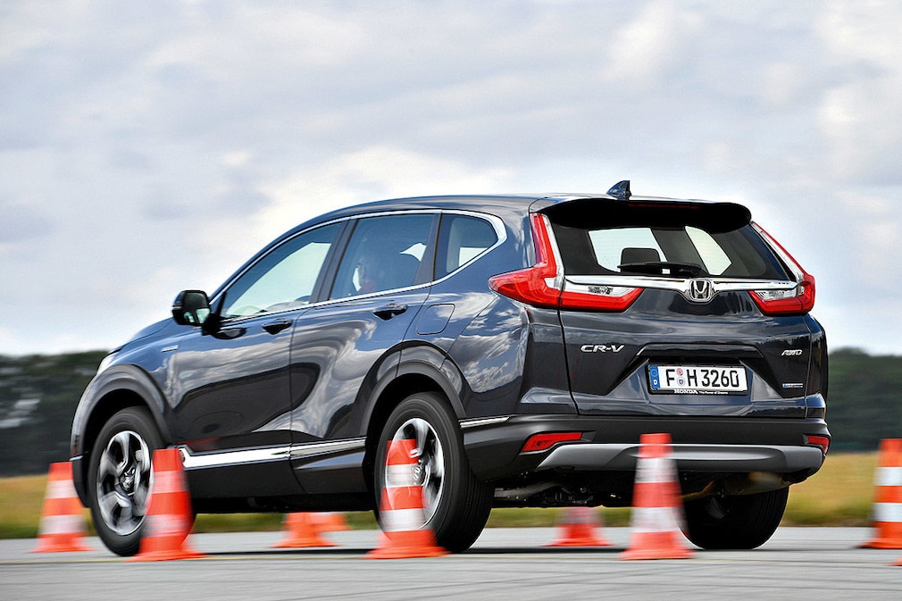 Platz 1 mit 521 von 800 Punkten: Honda CR-V 2.0i-MMD Hybrid AWD. Kann Komfort, kann Alltag, kann modern.