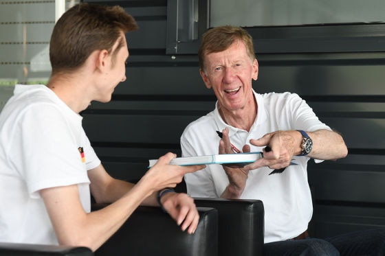 Röhrl-Mitfahrt für guten Zweck