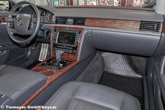 Luxus-VW mit V8-Power und 90.000 Euro Wertverlust!