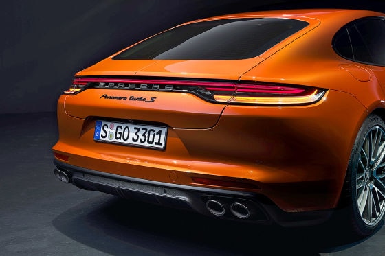Das Facelift des Porsche Panamera bekommt das Lenkrad aus dem 911