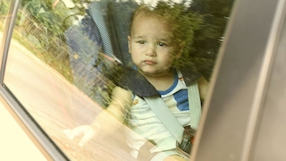 Sommerhitze gefährlich für Kinder im Auto (BILDplus)