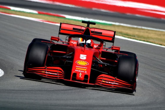 Hamilton holt 200. Mercedes-Pole