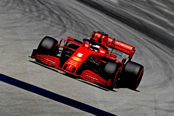 Vettel kämpft sich in die Punkte