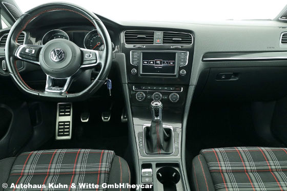 Gepflegter Golf GTI mit 220 PS zum absoluten Schnäppchenpreis!