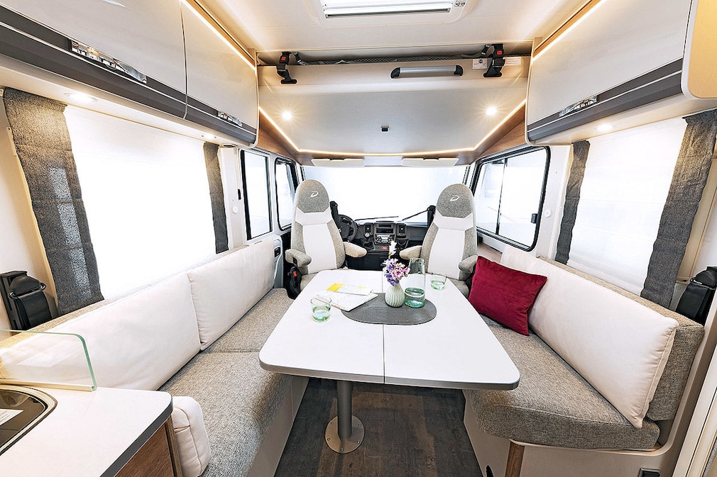 Wohnmobile mit Vis-à-vis-Sitzgruppe