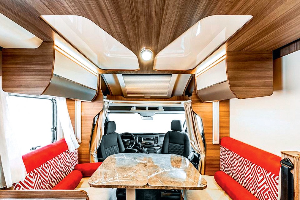 Wohnmobile mit Vis-à-vis-Sitzgruppe