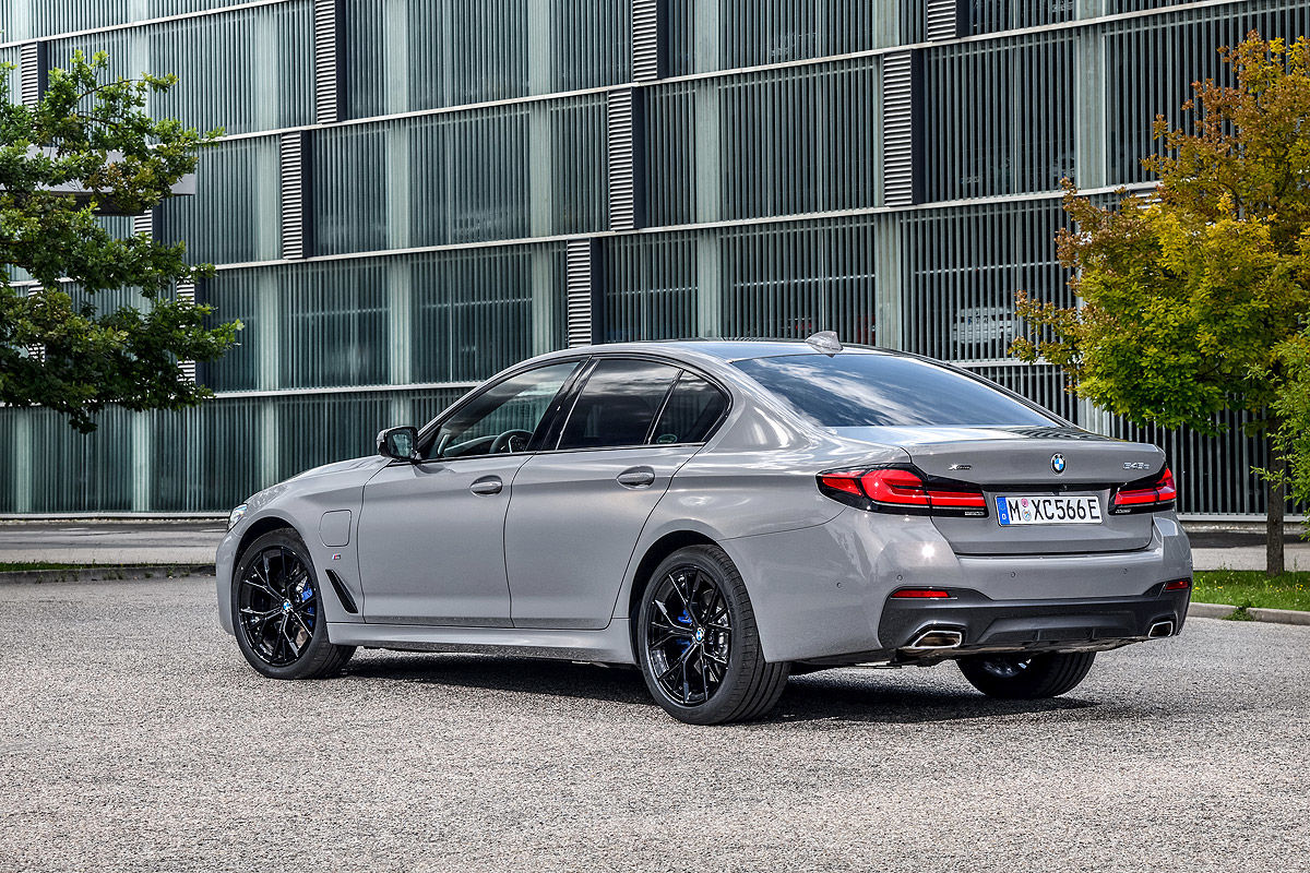 Bmw outlet 545e hybrid