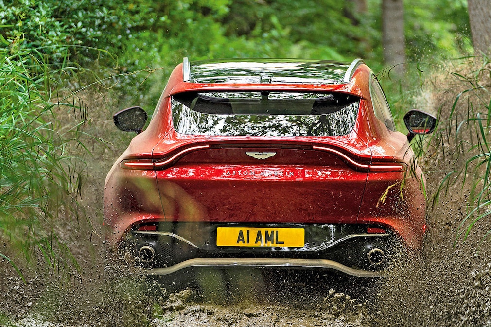 Aston Martin DBX