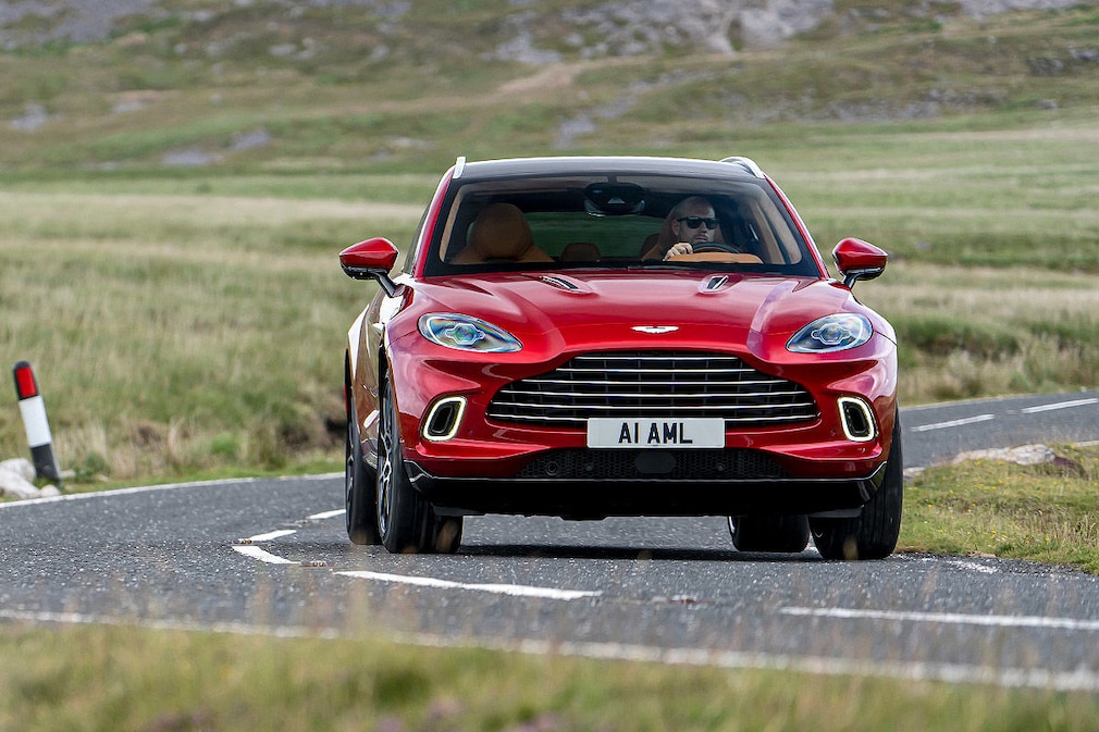Aston Martin DBX