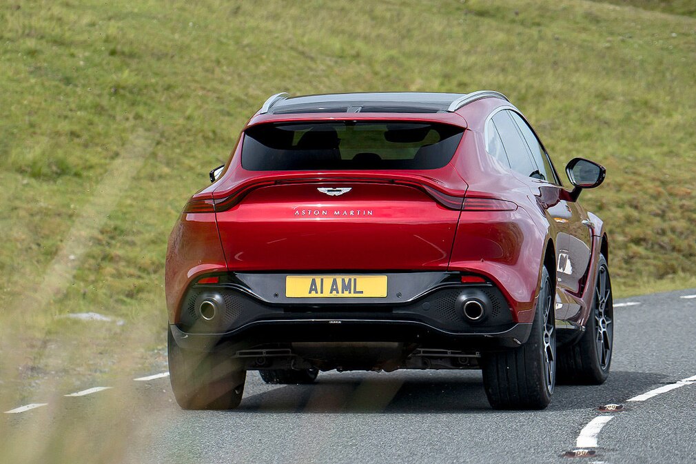 Aston Martin DBX