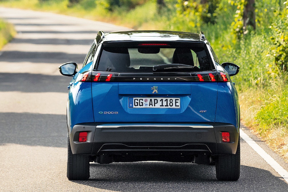 Peugeot e-2008