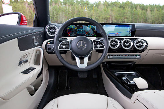 Mercedes A-Klasse, Mercedes CLA Coupé
