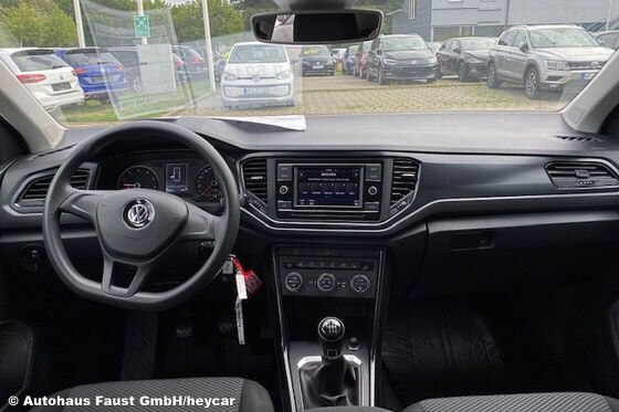 Gut ausgestatteter VW T-Roc zum Tiefpreis zu verkaufen!